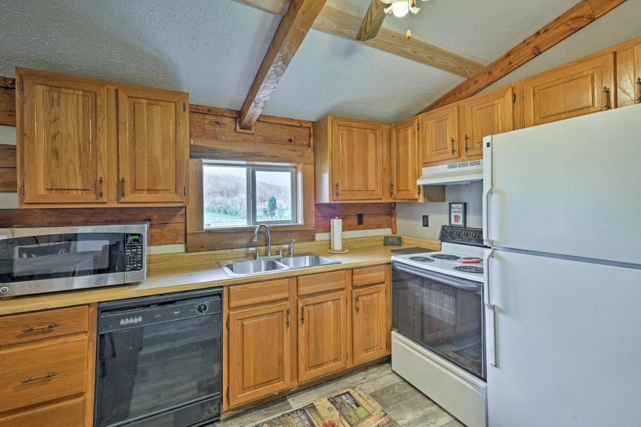 Rogersville Barn Apartment On 27 Acres With Pond! Exteriör bild