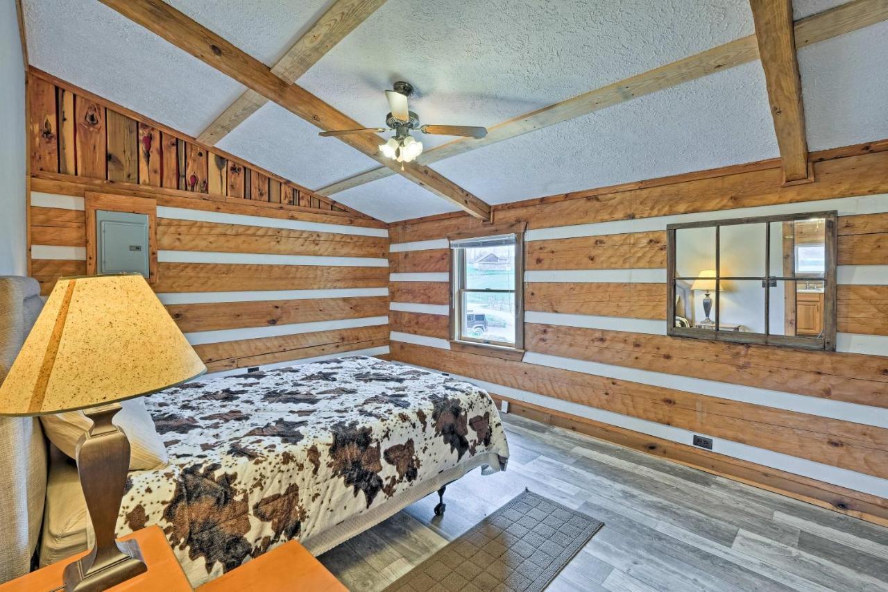 Rogersville Barn Apartment On 27 Acres With Pond! Exteriör bild